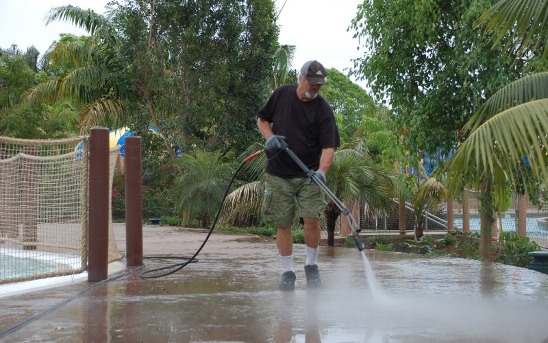 EXTERIOR CLEANING
